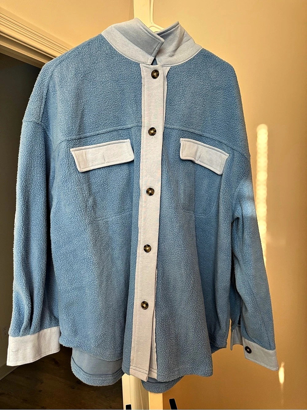 Marmot Fleece Button Down Blue & White XL